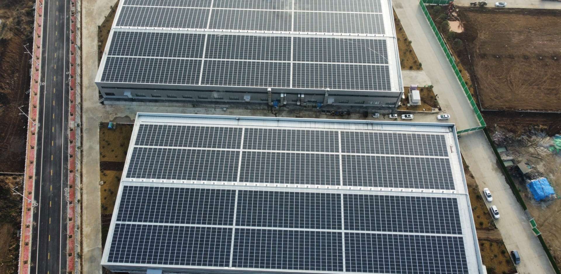 1920-2021年3月，，，，，河南唐河县 中部食物城BIPV光伏项目，，，，，装机量1.8MW，，，，，年发电200万度，，，，，知足45%用电需求.jpg